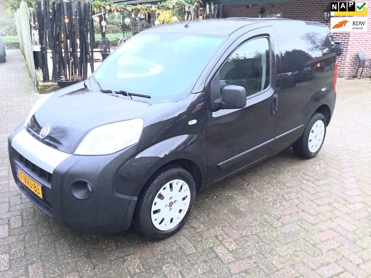 Fiat Fiorino - 1.3 MJ Adventure 1.3 MJ Adventure - AutoWereld.nl