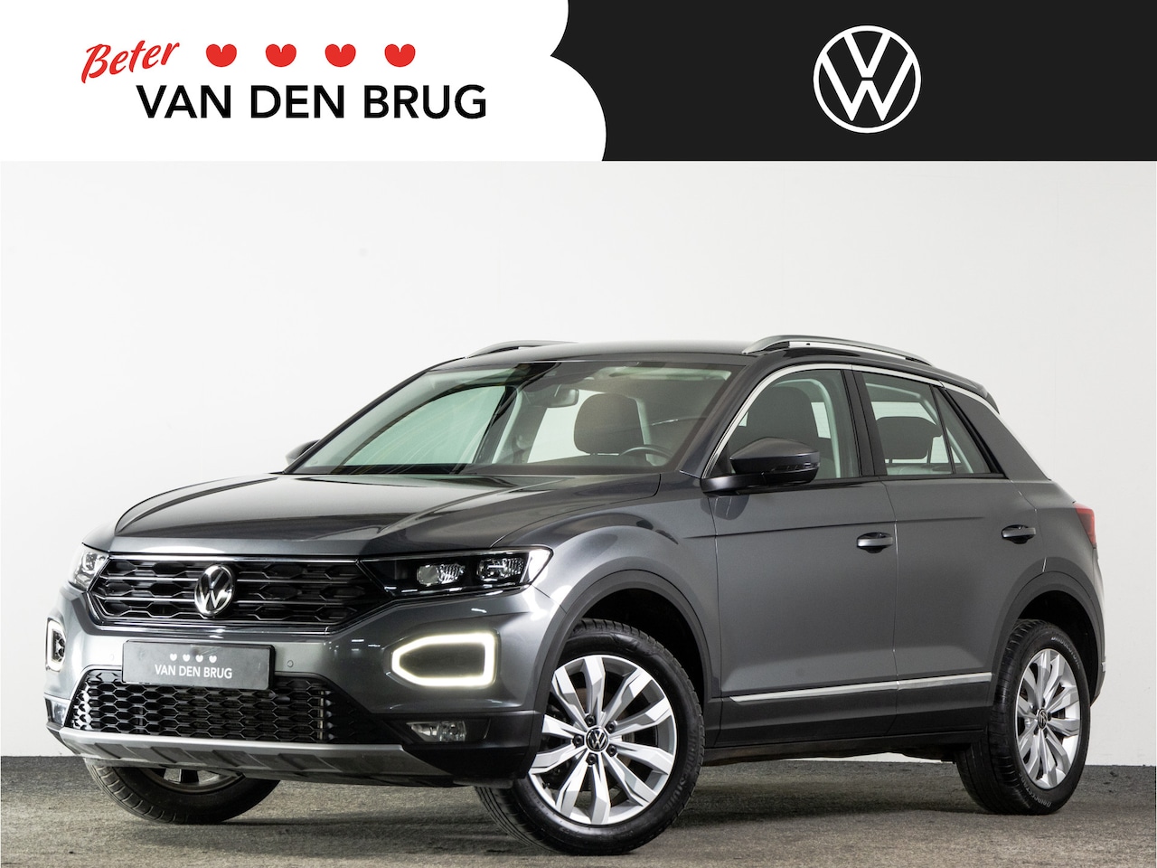 Volkswagen T-Roc - Sport 1.5 TSI 150 pk AUTOMAAT | LED | Keyless | Camera | Adaptieve cruise | Afn.b. trekhaa - AutoWereld.nl