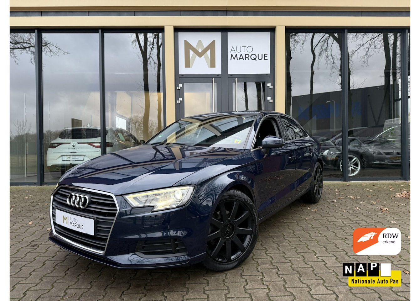 Audi A3 Limousine - 1.4 TFSI CoD 150PK Aut. | Xenon | 18" LM Velgen | Climate Control | Parkeersensoren | - AutoWereld.nl