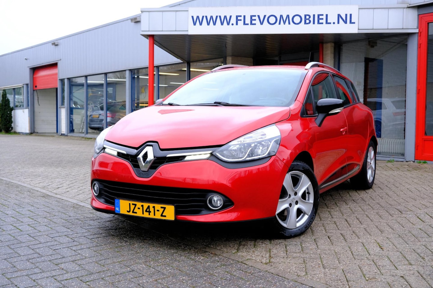 Renault Clio Estate - 0.9 TCe Dynamique Navi|Airco|Cam|LMV - AutoWereld.nl