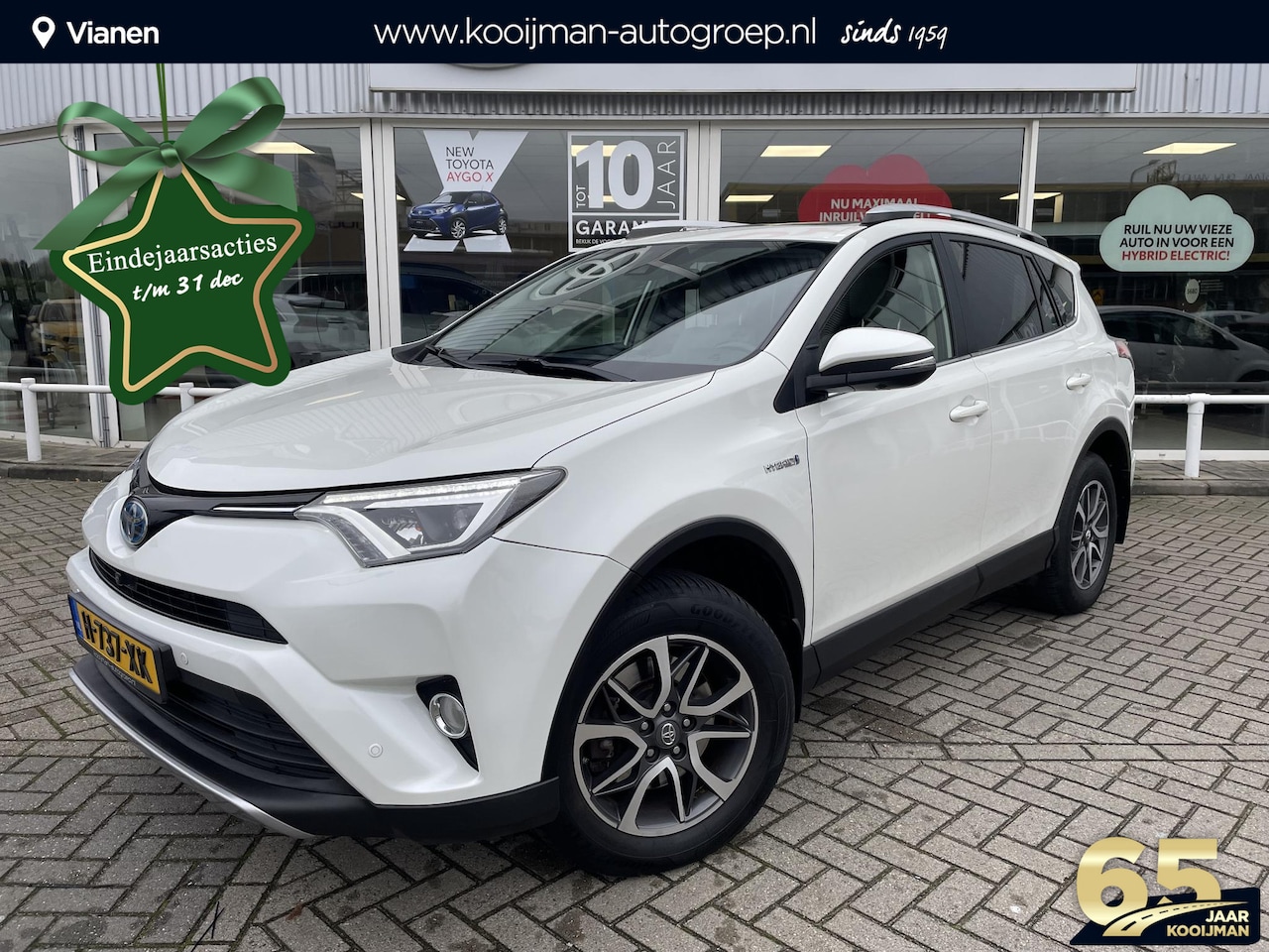 Toyota RAV4 - 2.5 Hybrid AWD Executive Business 1650 kg trekgewicht + trekhaak, 360" camera, schuif/kant - AutoWereld.nl