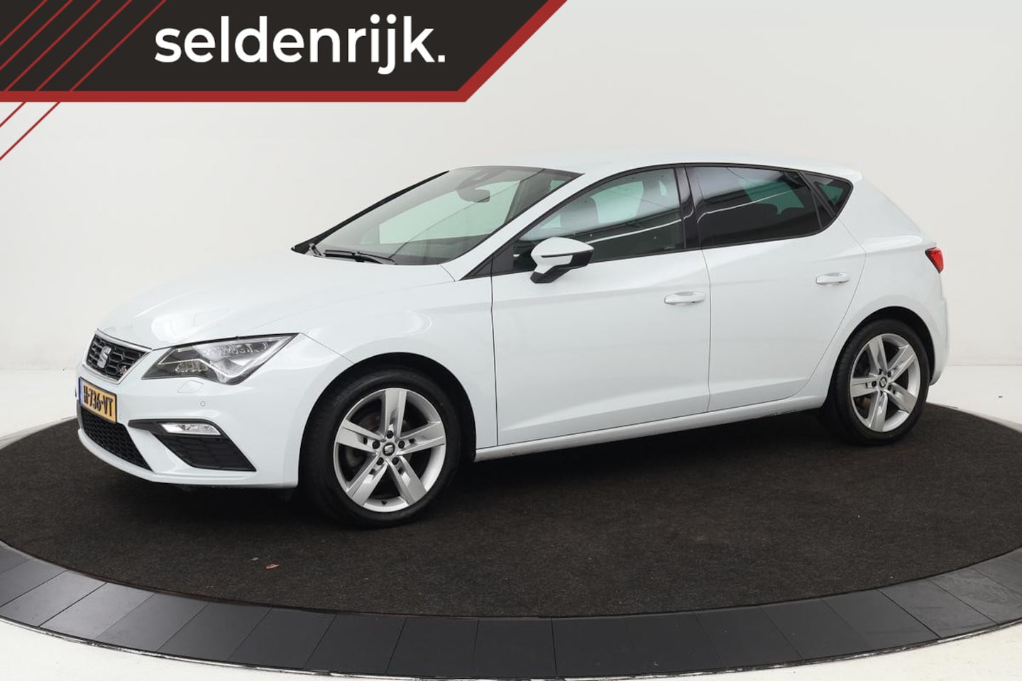 Seat Leon - SEAT Leon 1.0 TSI FR Ultimate | Stoelverwarming | Trekhaak | Camera | Carplay | Full LED | - AutoWereld.nl