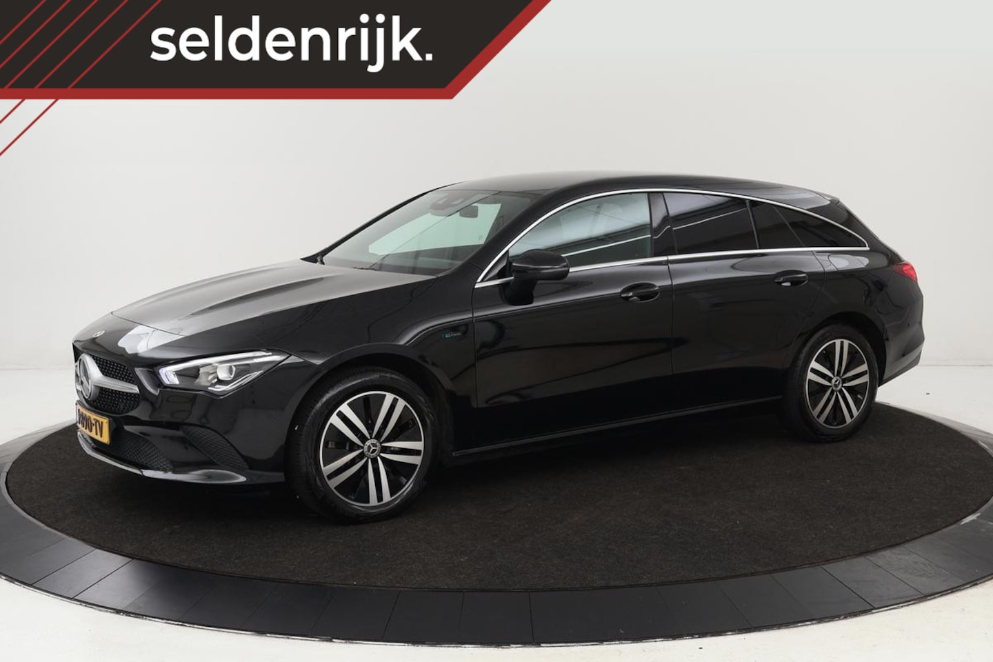 Mercedes-Benz CLA-Klasse - 250e Business Solution Luxury Limited | Leder | Trekhaak | Stoelverwarming | Carplay | Sfe - AutoWereld.nl