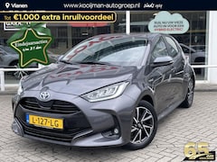 Toyota Yaris - 1.5 Hybrid Dynamic , Keyless entry, Navigatie, Lichtmetaal, 1e eigenaar slechte 32000 km