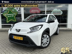 Toyota Aygo X - 1.0 VVT-i MT Play Apple Carplay / Android auto, Achteruitrijcamera, Airco, Adaptive cruise