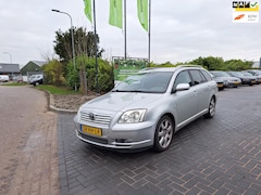 Toyota Avensis Wagon - 2.0 VVTi Linea Luna