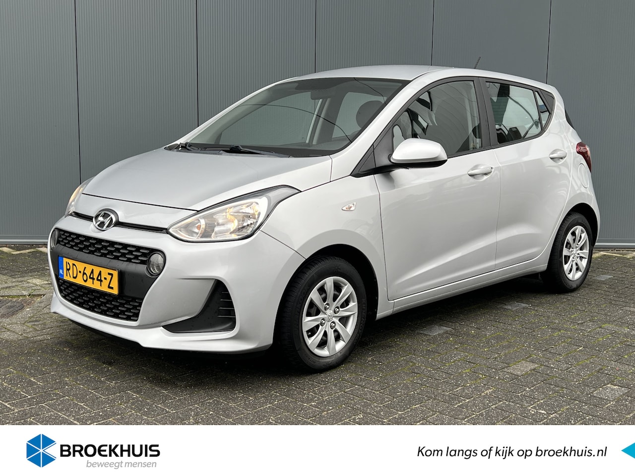 Hyundai i10 - 1.0i 67pk Comfort | Airco | Cruise controle | Trekhaak | Boordcomputer | Bestuurdersstoel - AutoWereld.nl