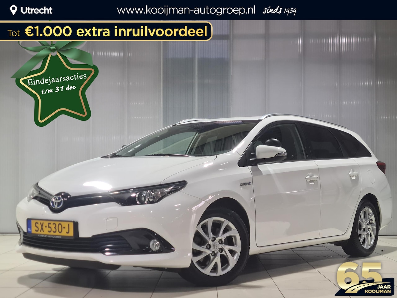 Toyota Auris Touring Sports - 1.8 Hybrid Dynamic | Keyless Entry- & Start | Achteruitrij camera | Full map navigatie | C - AutoWereld.nl