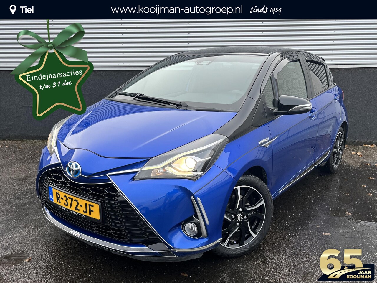 Toyota Yaris - 1.5 Hybrid Bi-Tone CVT-Automaat Navigatie, Privacy glass, Smart Key, 16" LMV, Achteruitrij - AutoWereld.nl