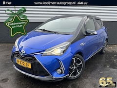 Toyota Yaris - 1.5 Hybrid Bi-Tone CVT-Automaat Navigatie, Privacy glass, Smart Key, 16" LMV, Achteruitrij