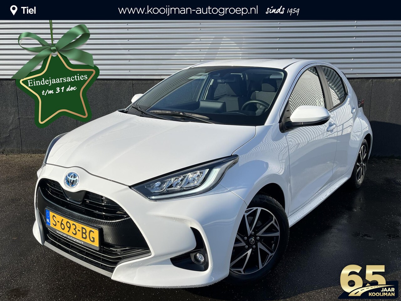 Toyota Yaris - 1.5 Hybrid Dynamic Nieuw geleverd, 1e eigenaar, NL-auto, LMV, Smart Key, Achteruitrijcamer - AutoWereld.nl