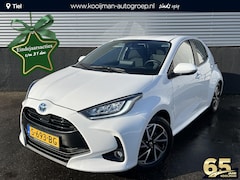 Toyota Yaris - 1.5 Hybrid Dynamic Nieuw geleverd, 1e eigenaar, NL-auto, LMV, Smart Key, Achteruitrijcamer