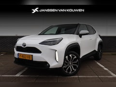 Toyota Yaris Cross - 1.5 Hybrid First Edition Trekhaak Navi Camera Clima