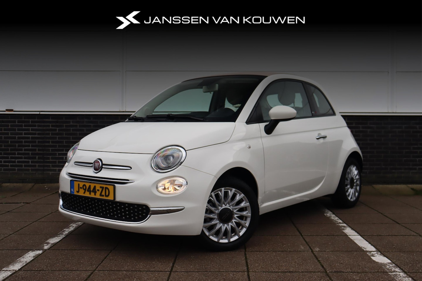 Fiat 500 C - 1.0 Hybrid Lounge Cabriolet Airco Cruise Control Parkeersensoren - AutoWereld.nl