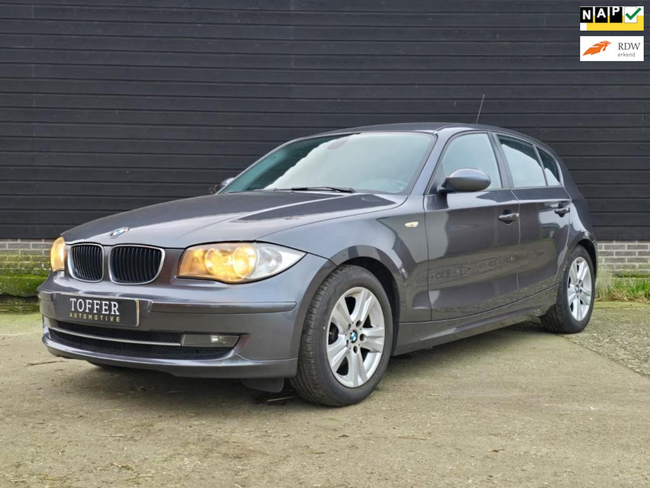 BMW 1-serie - 120i Business Line NW APK - AutoWereld.nl