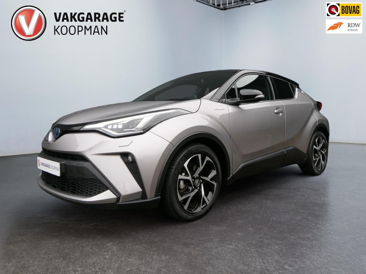 Toyota C-HR - 2.0 Hybrid Executive Two Tone/Trekhaak/Stoel- en stuurverwarming. Slechts 30.000 km! - AutoWereld.nl