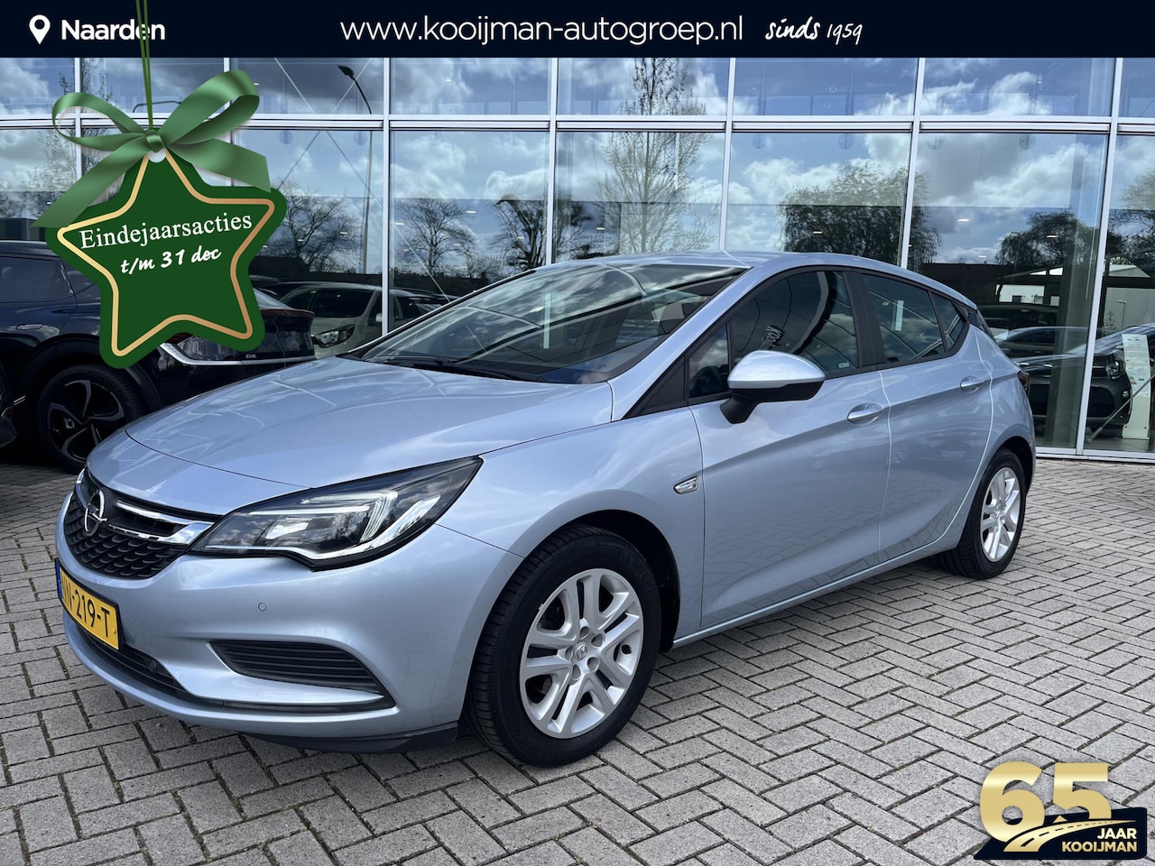 Opel Astra - 1.4 Online Edition 150 PK | 12 maanden Bovag Garantie | Cruise Control | Parkeersensoren | - AutoWereld.nl