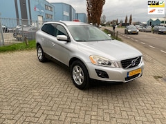 Volvo XC60 - 2.4D Momentum AUTOMAAT