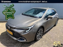 Toyota Corolla - 1.8 Hybrid First Edition | Facelift | DEMO & DIRECT BESCHIKBAAR | Navigatie | LED | Parkee