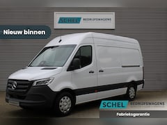 Mercedes-Benz Sprinter - 317CDI L2H2 Pro - 2x Schuifdeur - LED - Mbux 10 - 3.5t Trekhaak - Betimmering - Camera - C