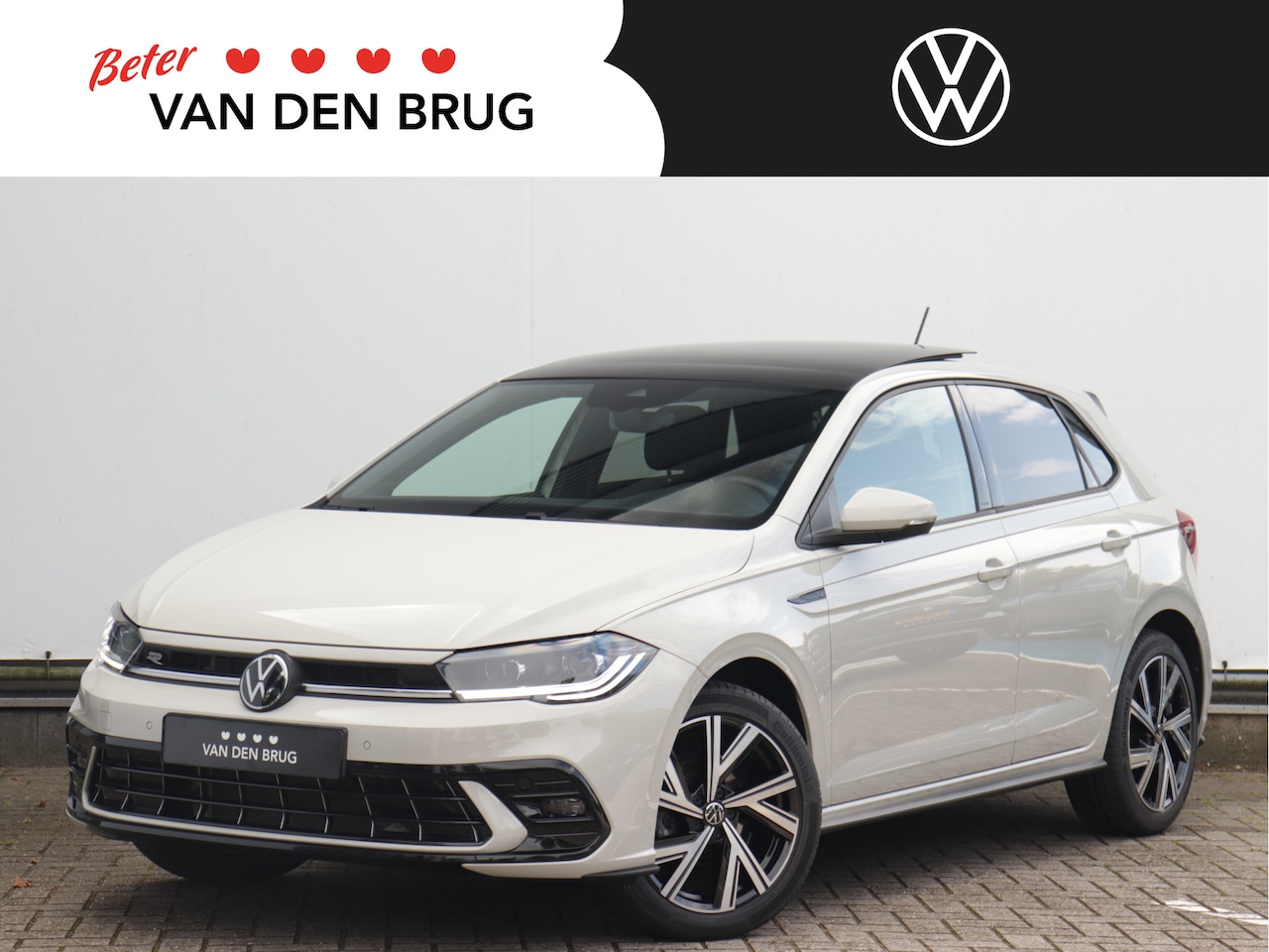 Volkswagen Polo - 1.0 TSI R-Line 95pk DSG | Panorama dak | LED Matrix | Navigatie | 17" Bergamo | Stoelverwa - AutoWereld.nl