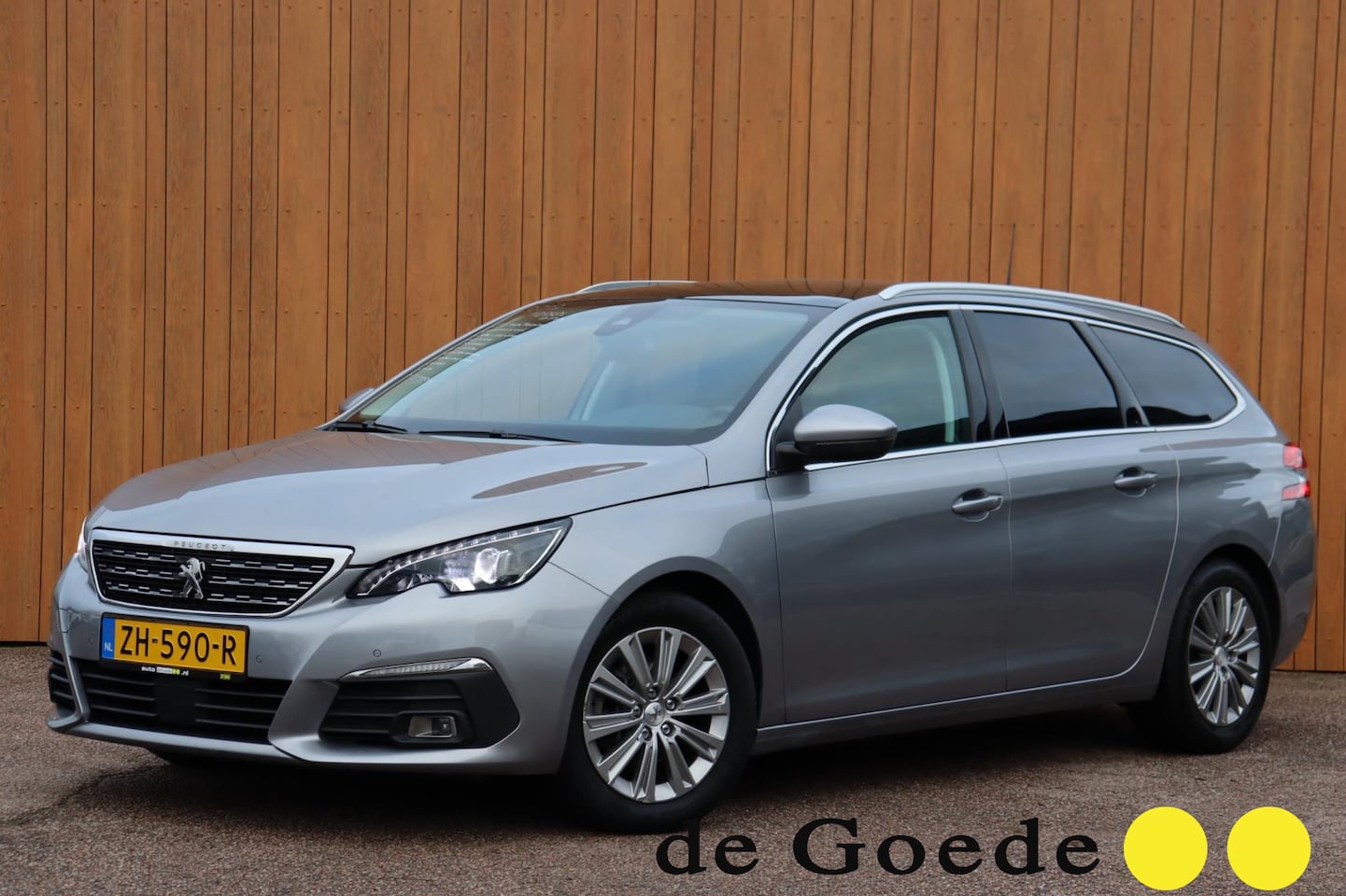 Peugeot 308 SW - 1.2 PureTech Blue Lease Premium org. NL-auto leer+vw trekhaak camera panoramadak - AutoWereld.nl