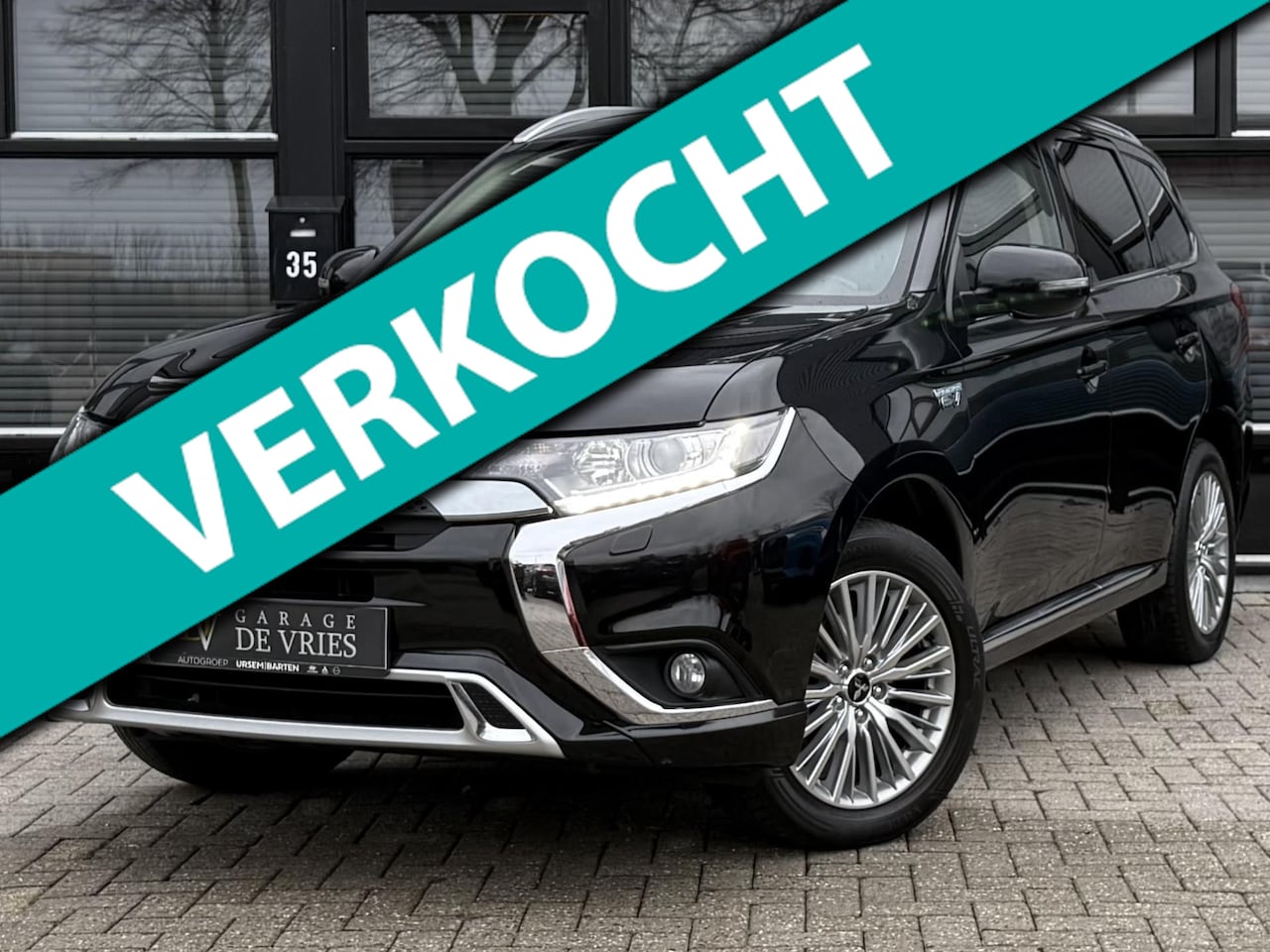 Mitsubishi Outlander - 2.4 PHEV Pure+ 240pk CarPlay Trekhaak Orig NL NAP - AutoWereld.nl