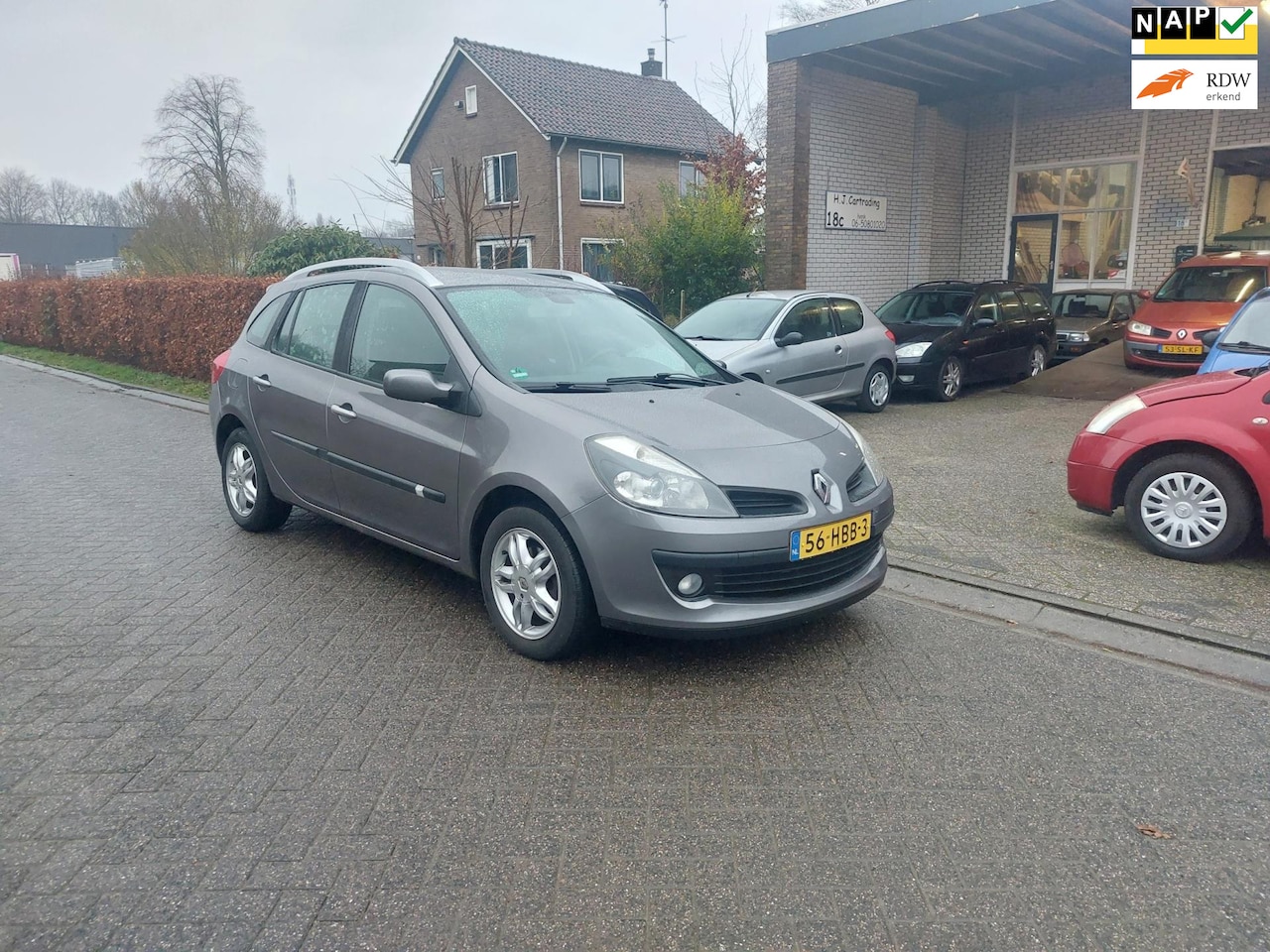 Renault Clio Estate - 1.2 TCE Corporate Sport 1.2 TCE Corporate Sport met Nieuwe APK - AutoWereld.nl