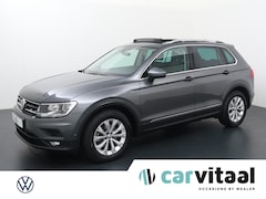 Volkswagen Tiguan - 1.5 TSI Comfortline Business | 130 PK | Panoramadak | El. achterklep | Apple CarPlay / And