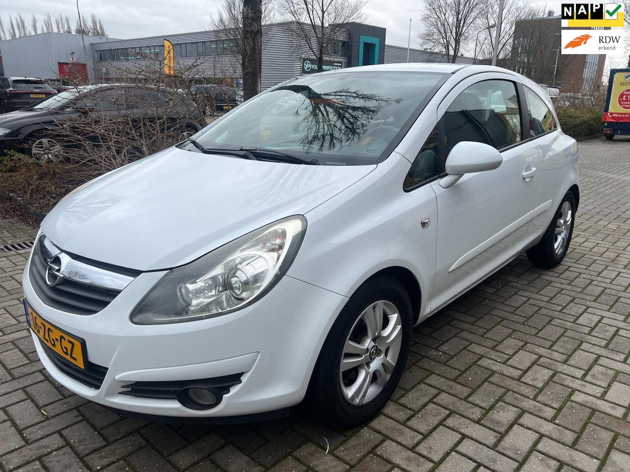 Opel Corsa - 1.4-16V Sport - AIRCO - APK T/M 13-12-2025 ! - AutoWereld.nl