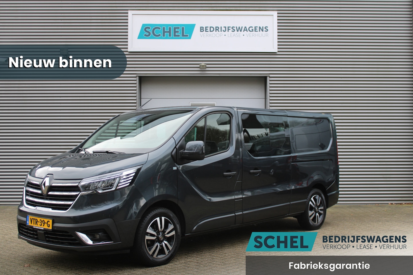 Renault Trafic - 2.0 Blue dCi 170pk T29 L2H1 Luxe DC - 2x Schuifdeur - Adaptive Cruise - LED - Blind Spot - - AutoWereld.nl