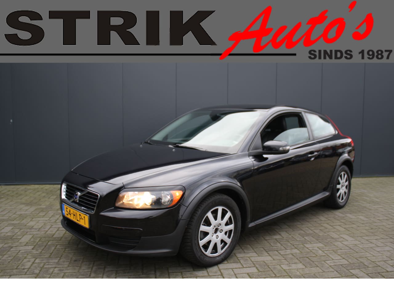 Volvo C30 - 1.6 Advantage APK 2-26 - AIRCO - LEDER - PDC - AutoWereld.nl