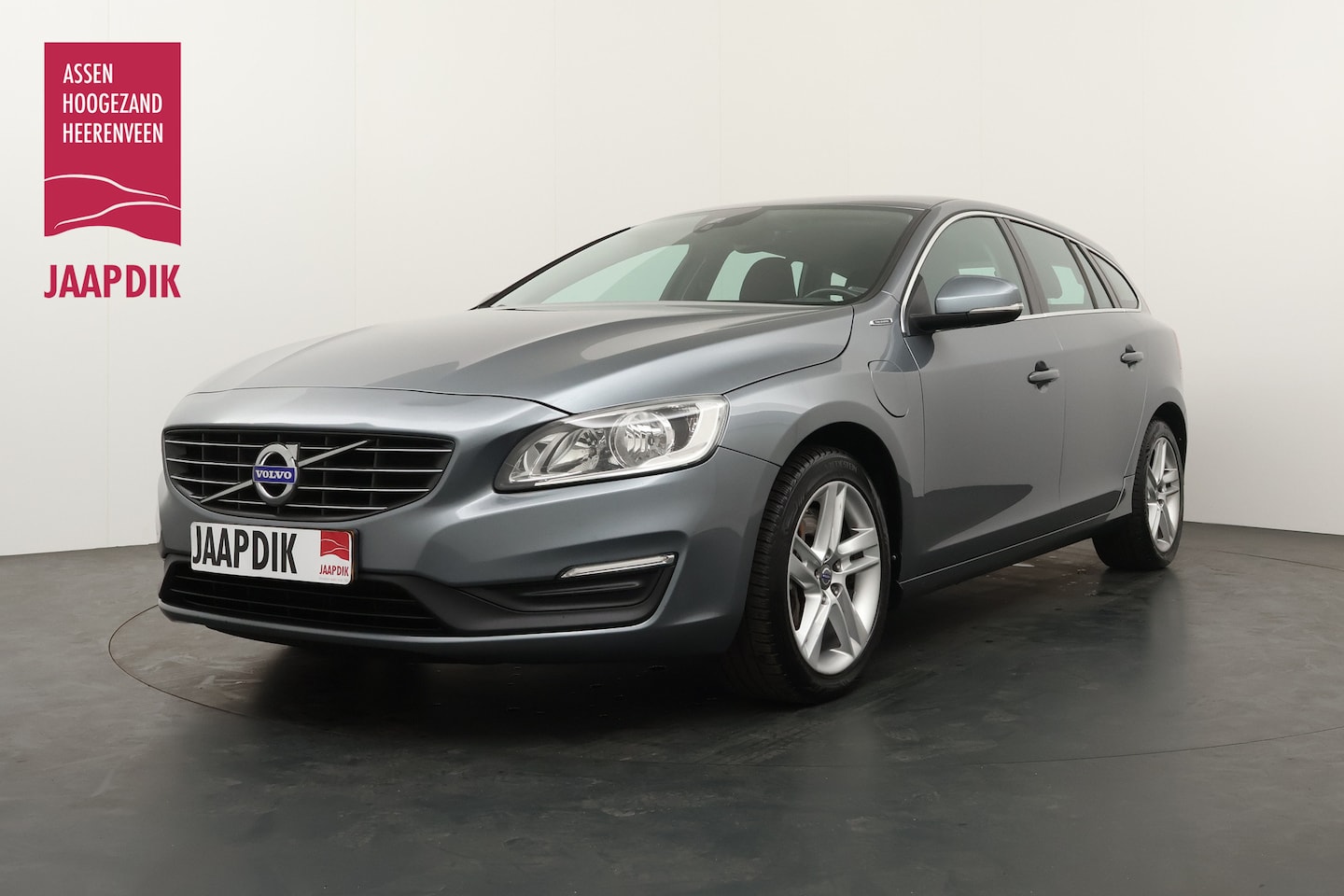 Volvo V60 - 2.4 D5 164 PK Twin Engine Lease Edition HYBRIDE AUTOMAAT / TREKHAAK / NAVI / CLIMA / CRUIS - AutoWereld.nl