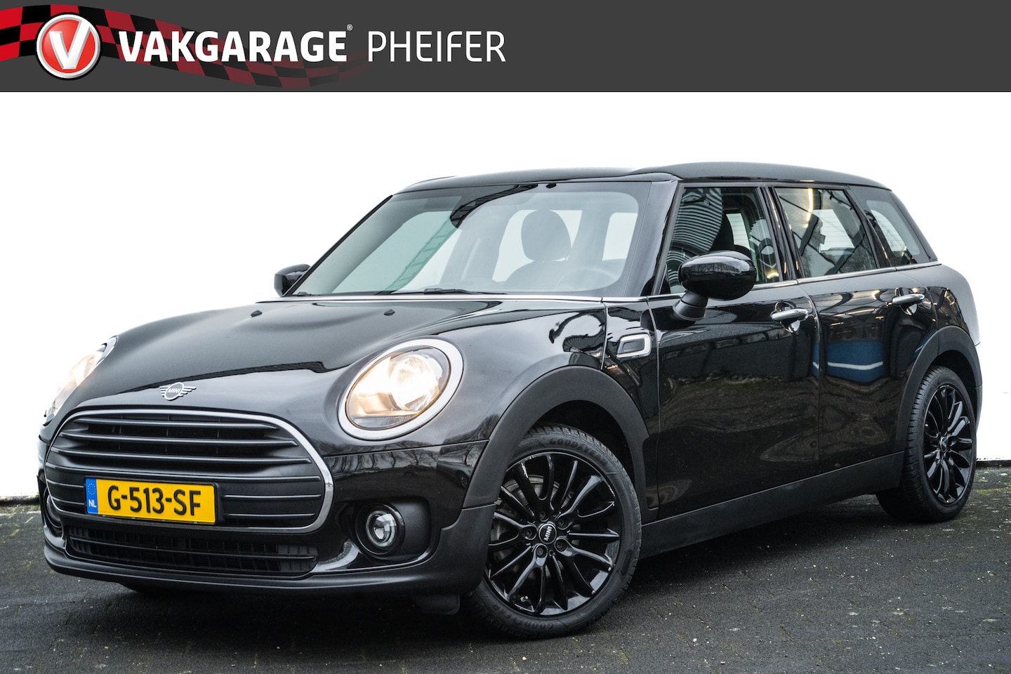 MINI Clubman - Mini 1.5 One Business Edition Full map navigatie/ Carplay/ Climate control/ 17" Lmv/ Cruis - AutoWereld.nl