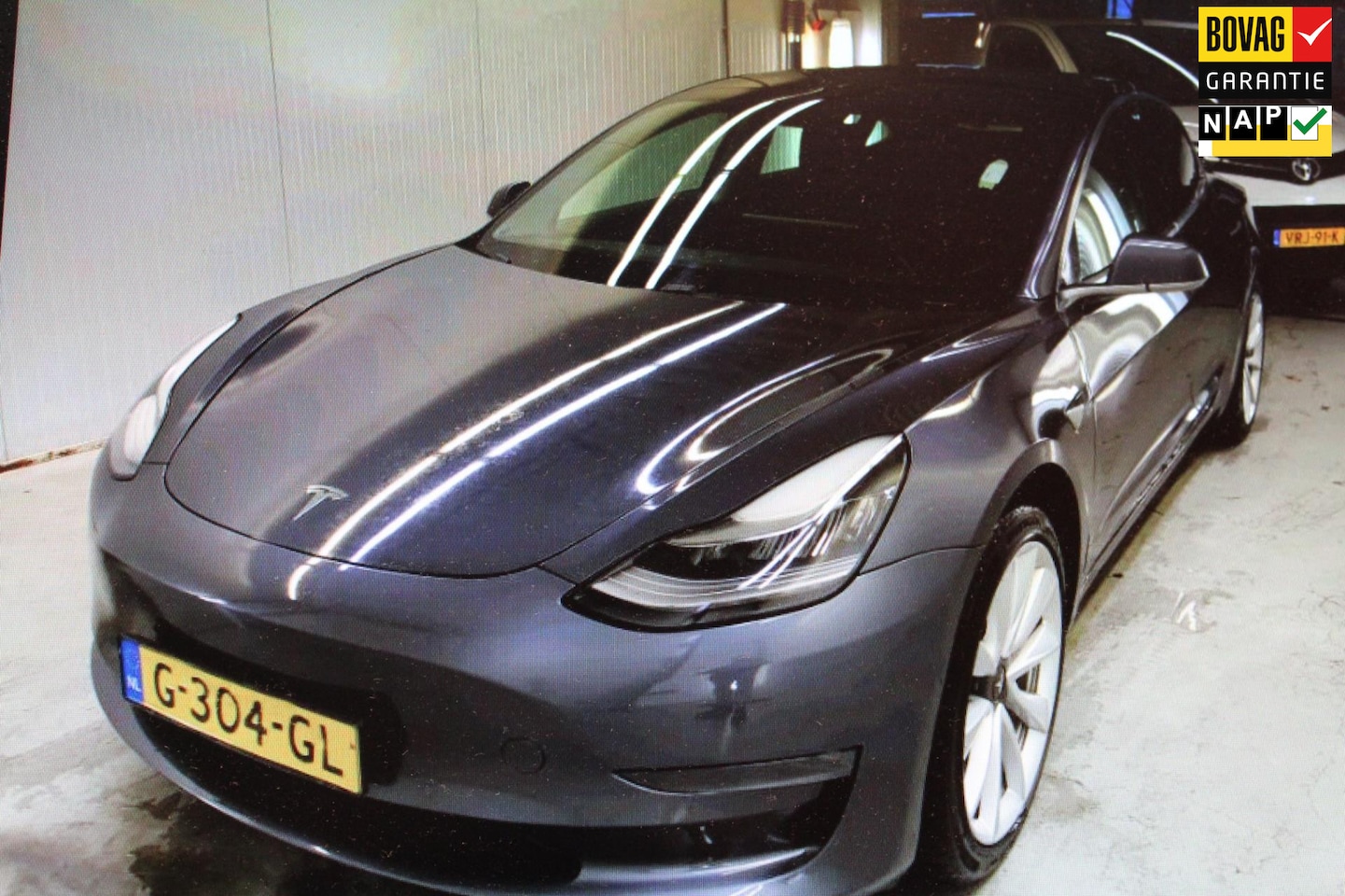 Tesla Model 3 - Long Range RWD Long Range AWD 75 kWh 1e EIG. / 19 " LM / AUTOPILOT/ LEER / PANODAK / INCL. BTW - AutoWereld.nl