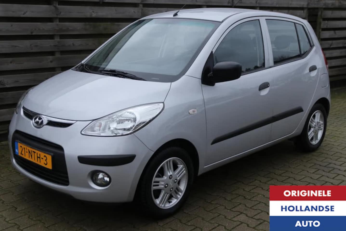 Hyundai i10 - 1.1 Active VOL Automaat Airco Parkeersensoren - AutoWereld.nl