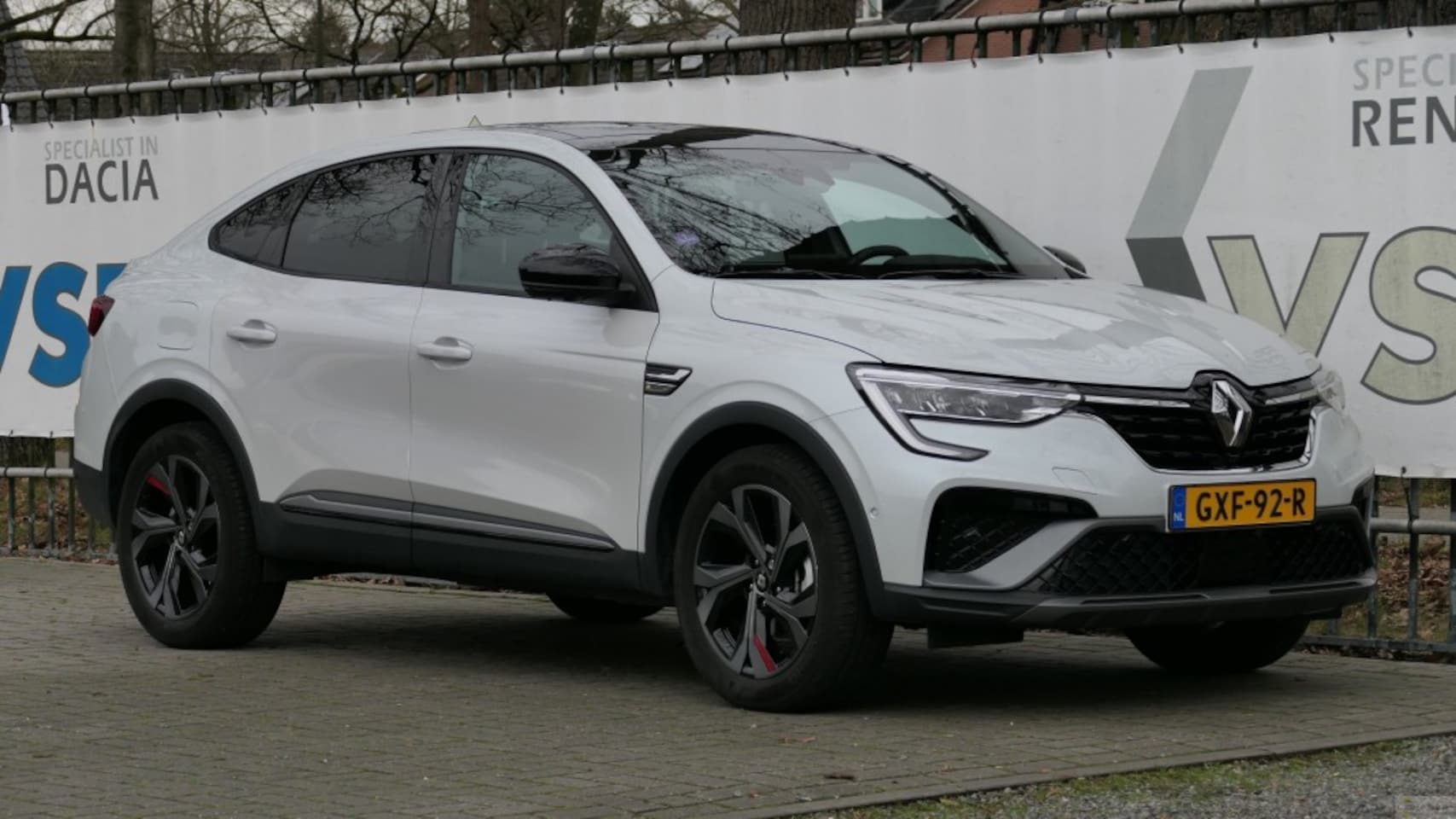 Renault Arkana - 1.6 145 HEV Hybrid RS Line - AutoWereld.nl