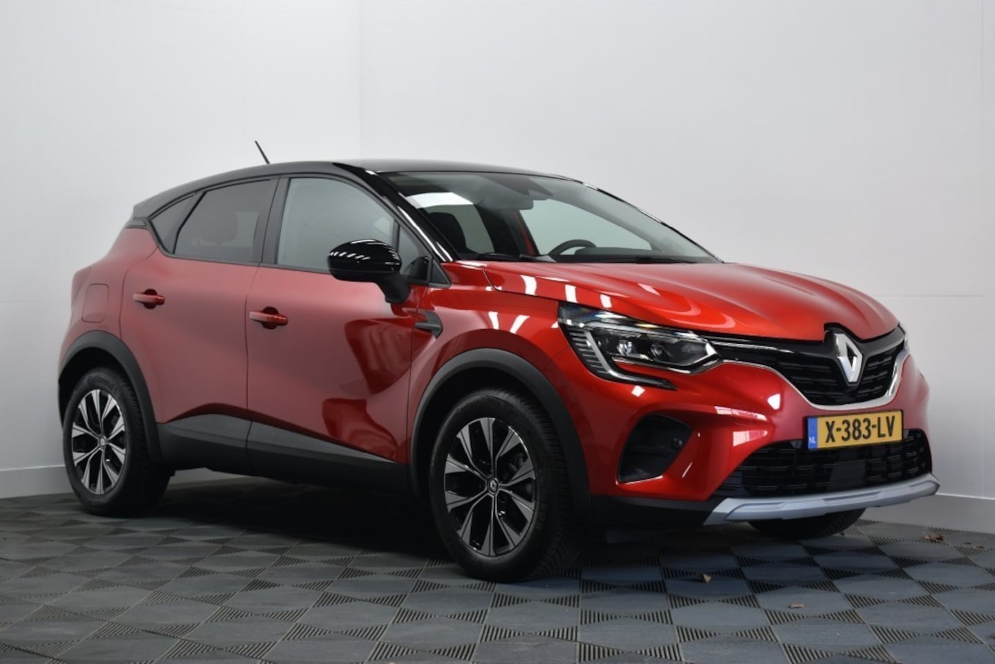 Renault Captur - 1.0 TCe 90PK TECHNO - AutoWereld.nl