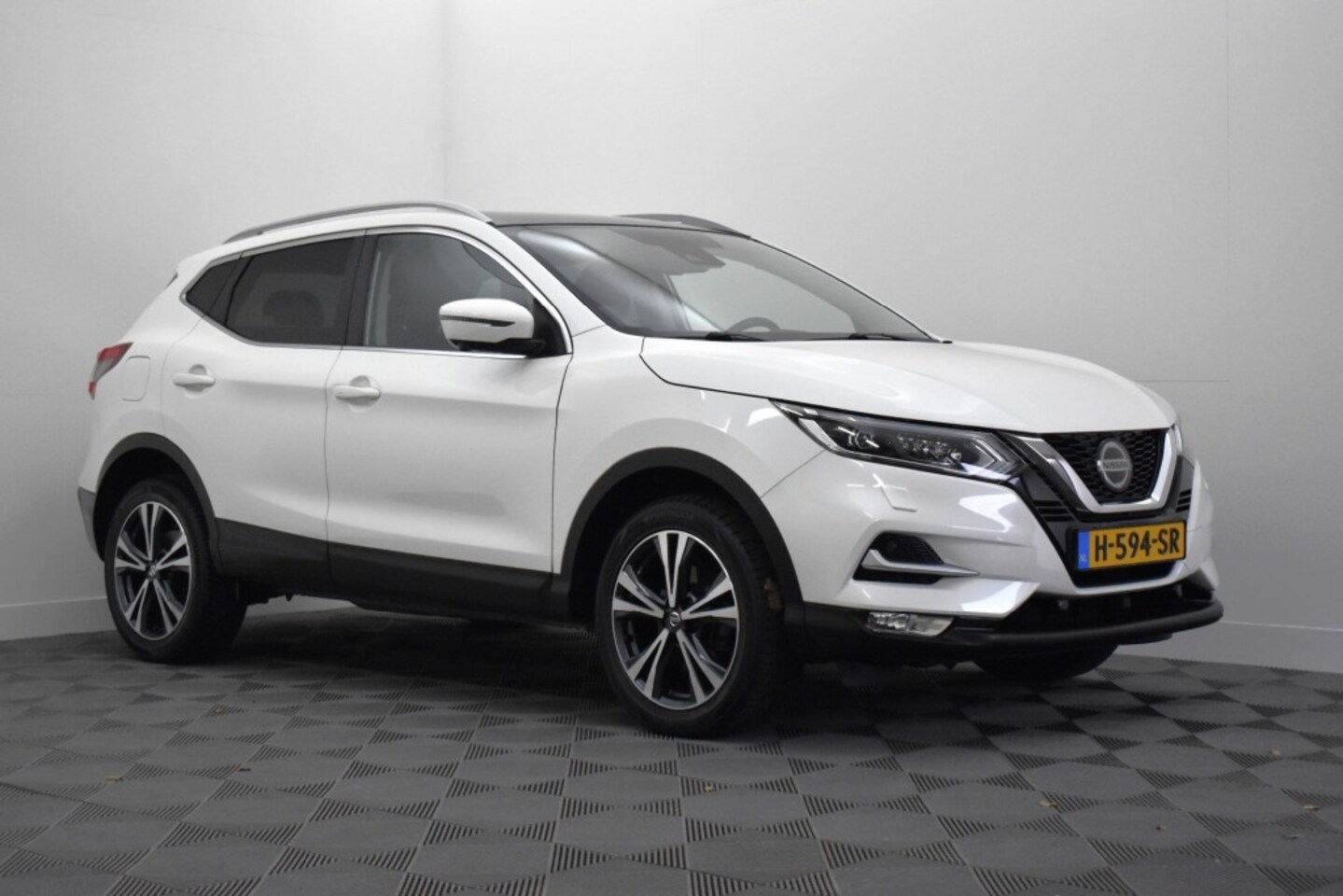 Nissan Qashqai - 1.2 DIG-T 116PK N-Connecta - AutoWereld.nl