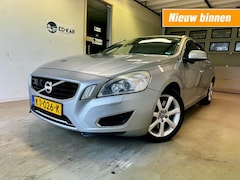 Volvo V60 - 2.4 D6 AWD Plug-In Hybrid Pure Limited VOL OPTIONS