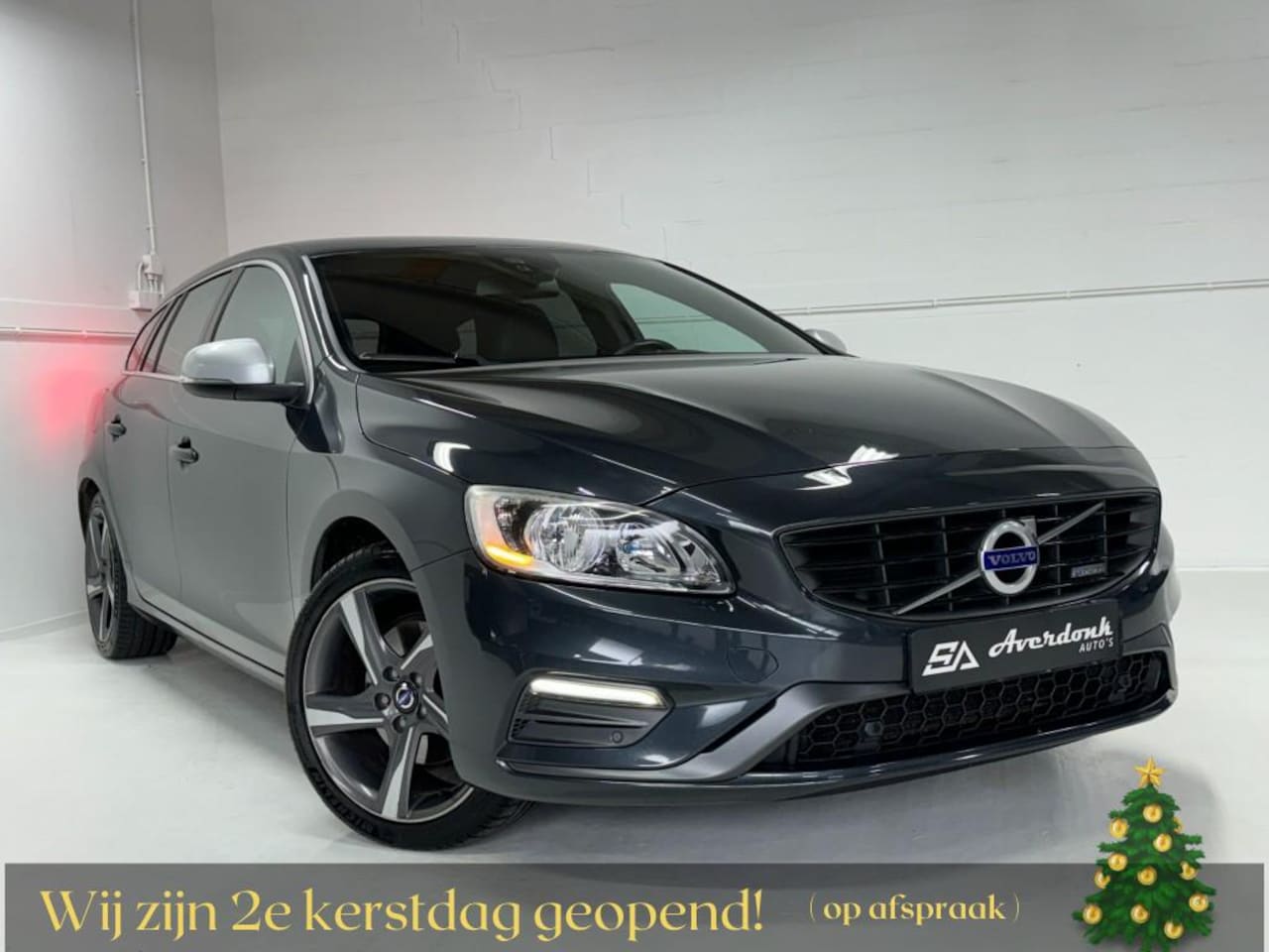 Volvo V60 - 1.6 T3 150PK R-DESIGN NAP/Trekh/PDC V+A/Facelift - AutoWereld.nl