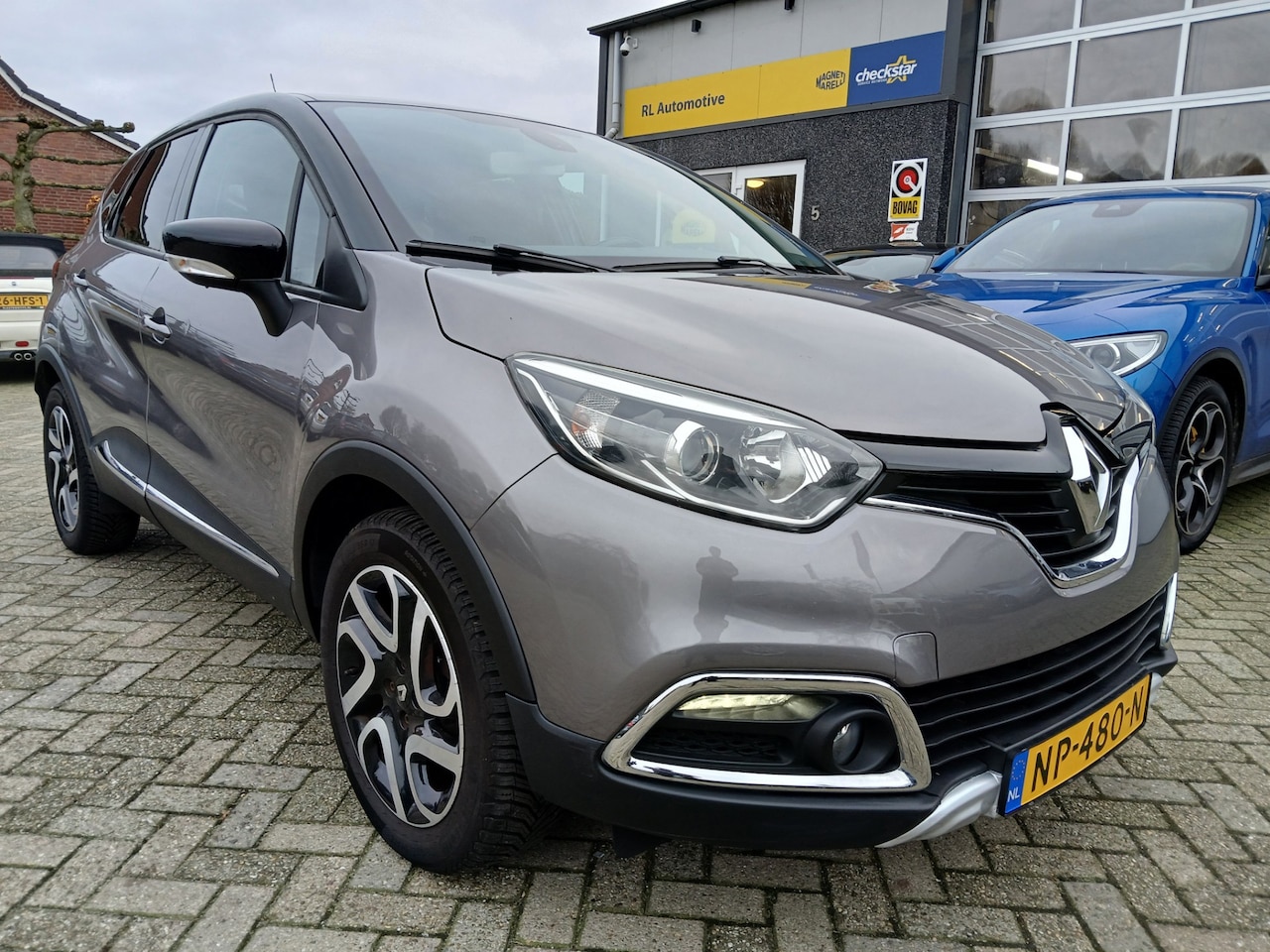 Renault Captur - 0.9 TCe Xmod - Navigatie - Trekhaak - AutoWereld.nl