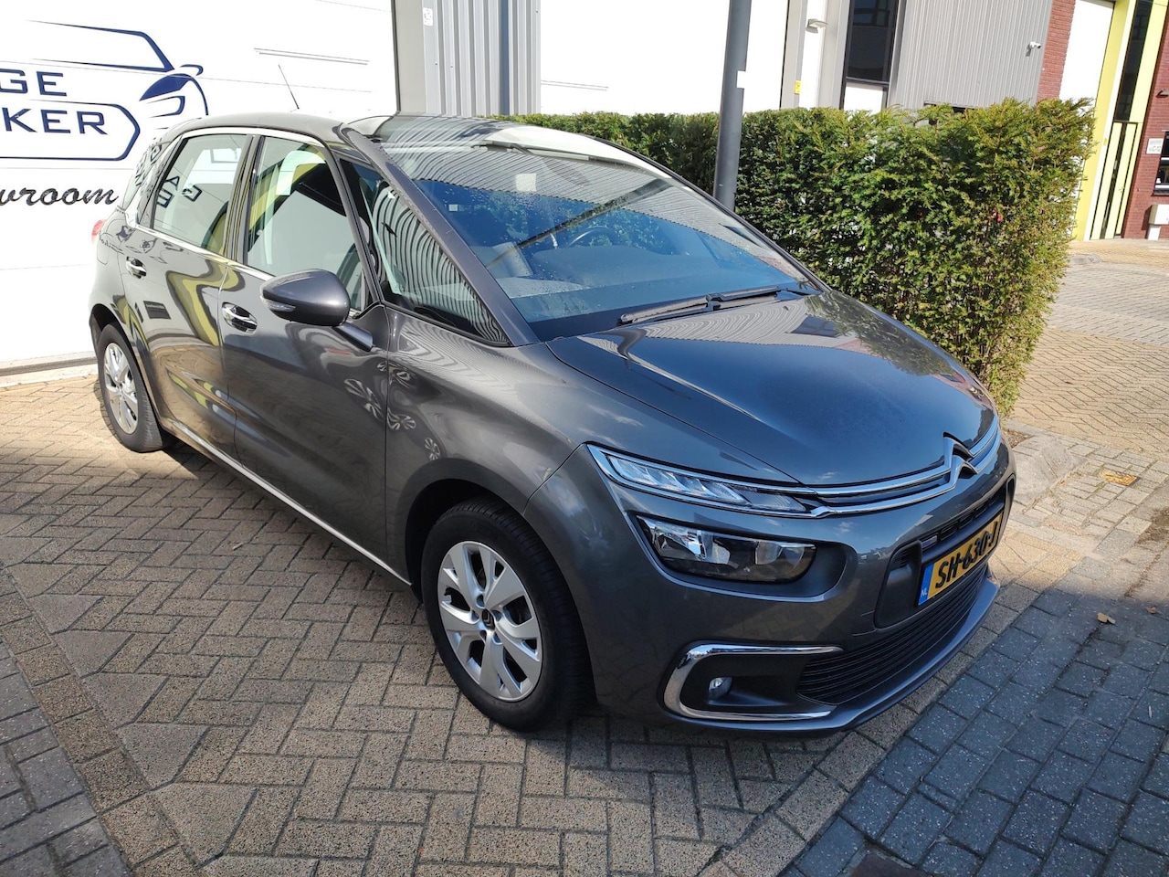 Citroën C4 Picasso - 1.2 PureTech Selection Camera Navigatie Nieuwe Distributie - AutoWereld.nl