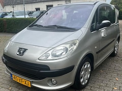 Peugeot 1007 - 1.4 Gentry KM 162300 NAP