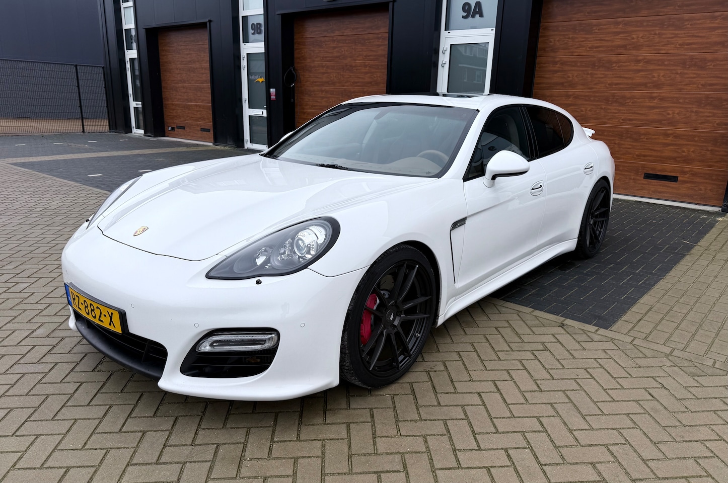 Porsche Panamera - 4.8 Turbo S 4WD 7-Speed PDK 551 PK - AutoWereld.nl