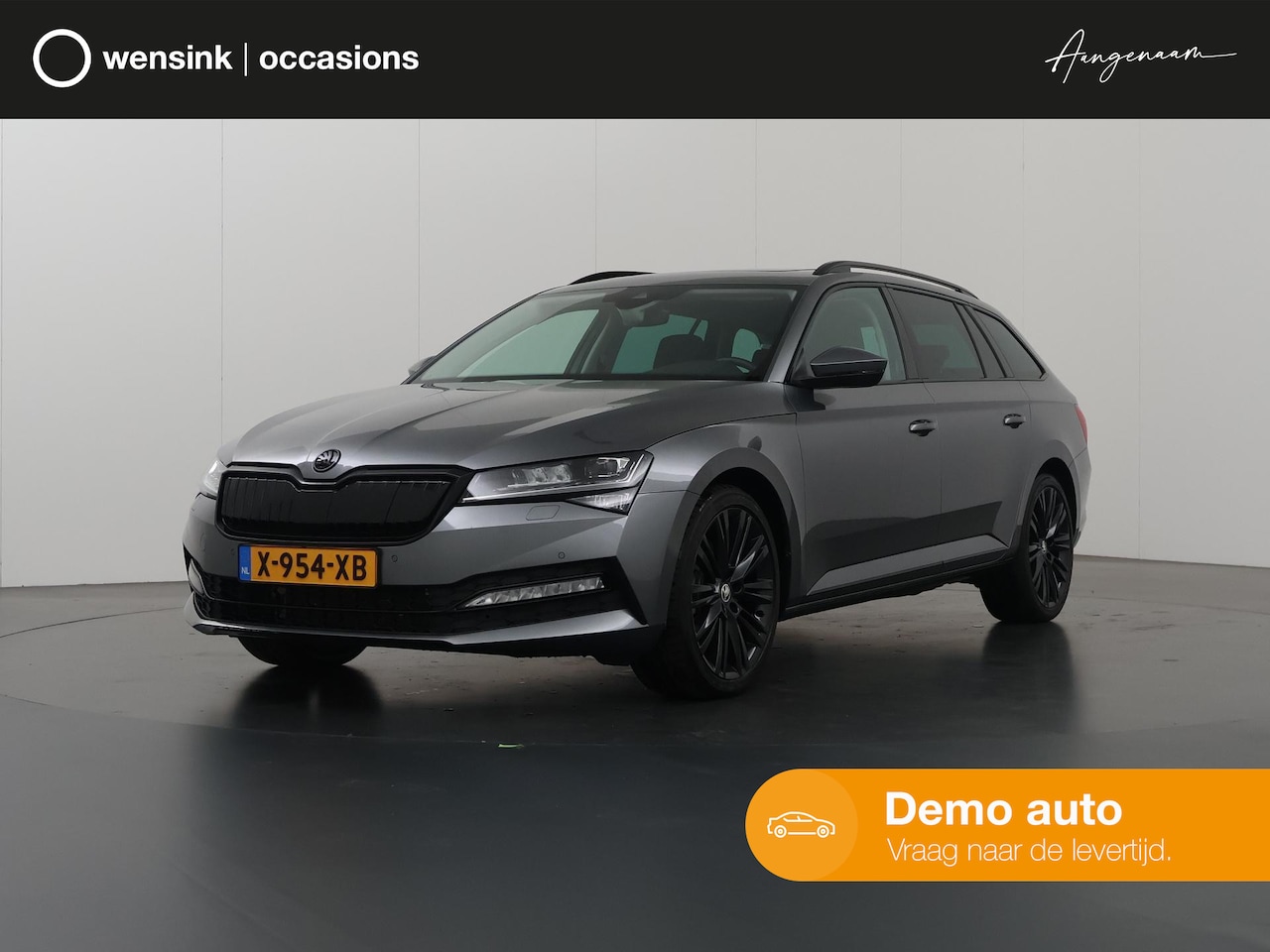 Skoda Superb Combi - 1.4 TSI iV Laurin & Klement | Panoramadak | Leder met Memory | Stoelverwarming | Keyless | - AutoWereld.nl