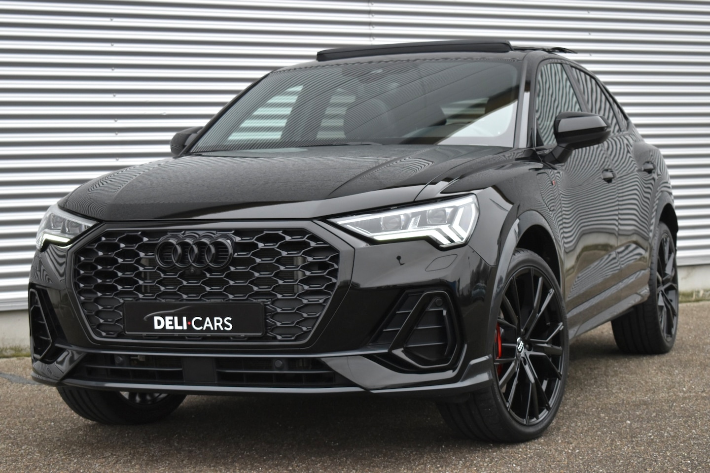 Audi Q3 Sportback - 45 TFSI e S Edition 21 Inch | 360 | Pano | Virtual | Apple-Carplay - AutoWereld.nl