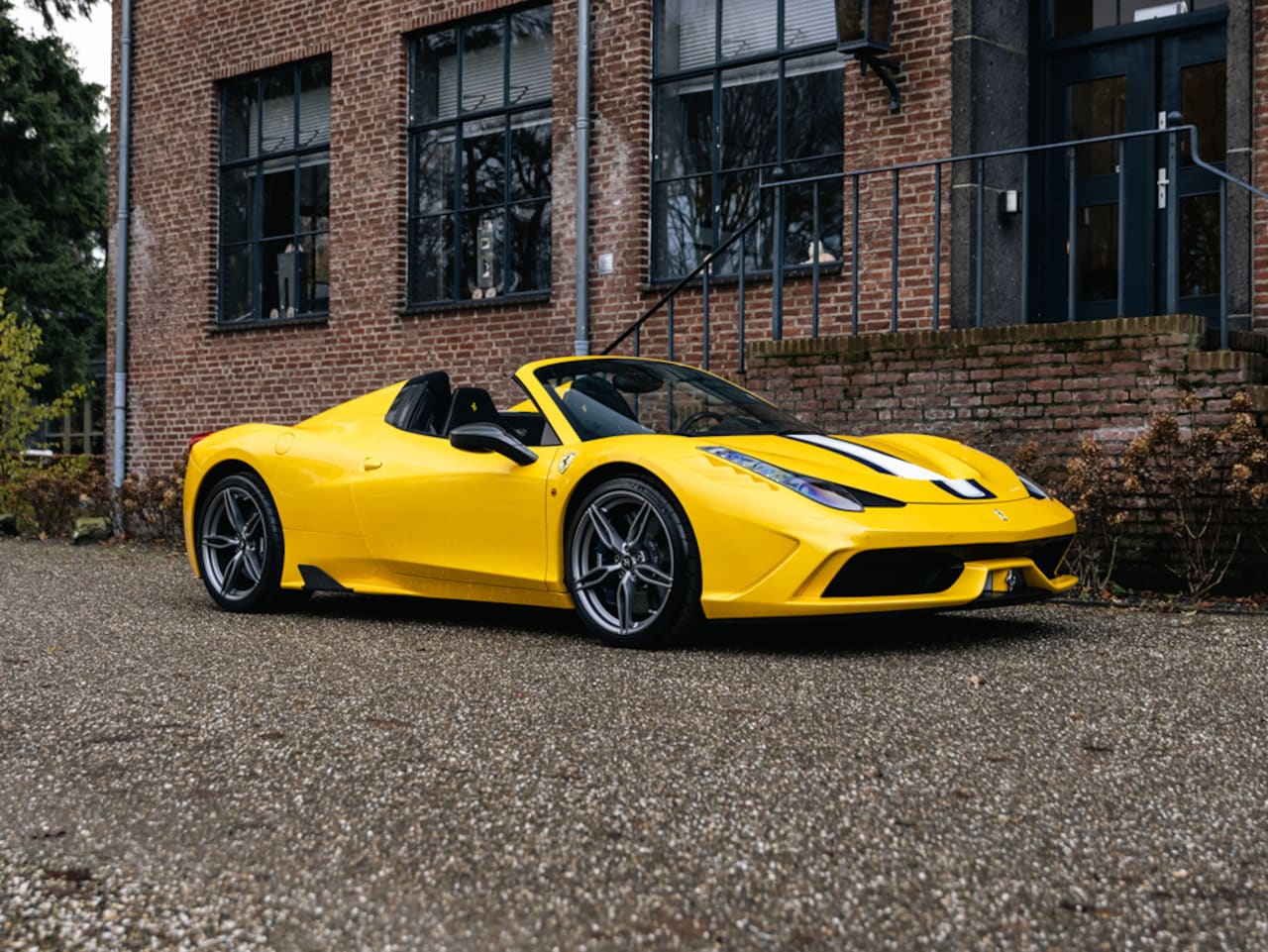 Ferrari 458 - Speciale Aperta 4.5 V8, Giallo Triplo, Full Carbon, Delivery Condition - AutoWereld.nl