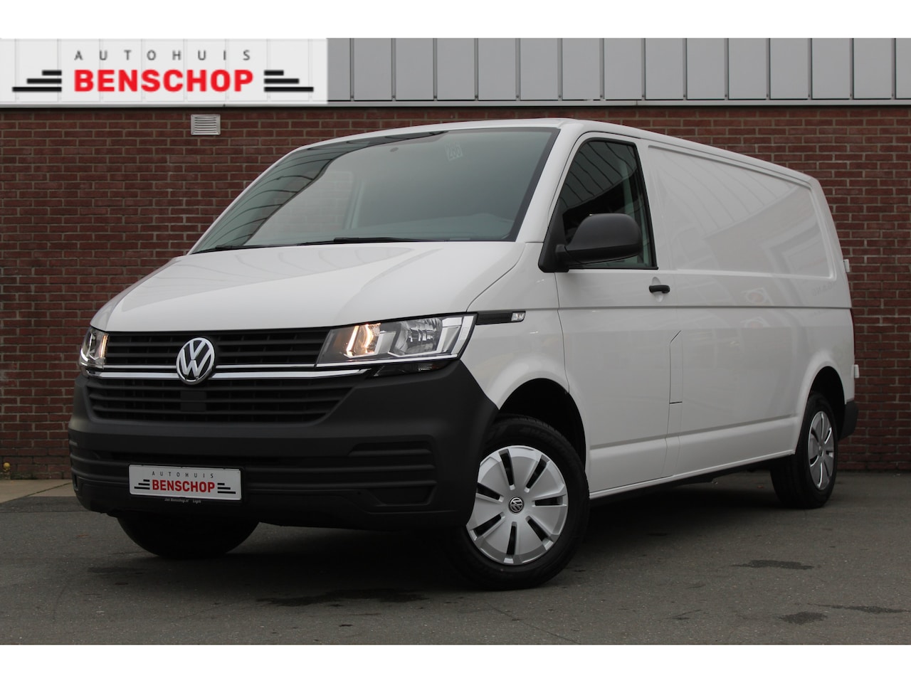 Volkswagen Transporter - T6.1 2.0 TDI 150PK L2 |AIRCO|SENSOREN.ACHTER| - AutoWereld.nl