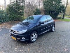 Peugeot 206 - 1.4 One-line